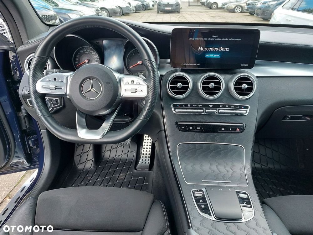 Mercedes-Benz GLC - 23