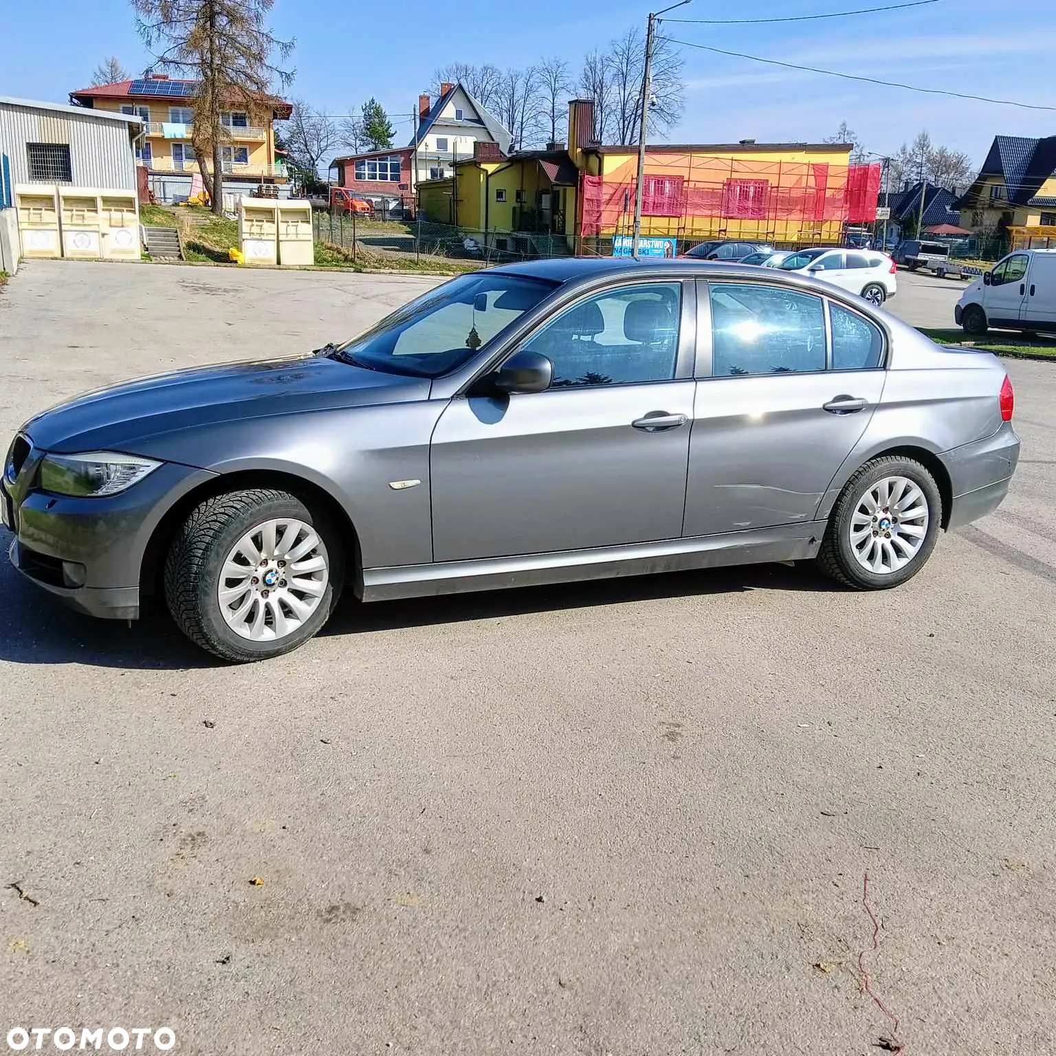 BMW Seria 3 318i - 8