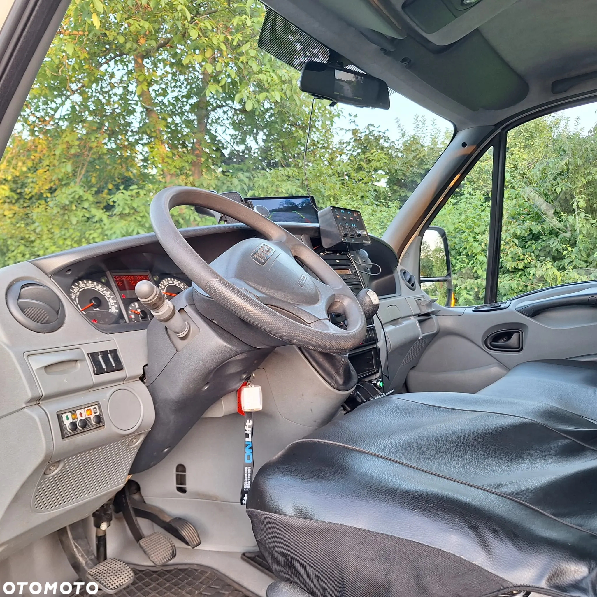 Iveco Bizzocchi Autel 230 HP - 17