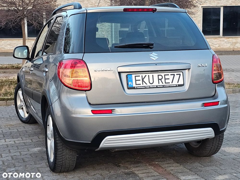 Suzuki SX4 1.6 Premium Outdoor - 9