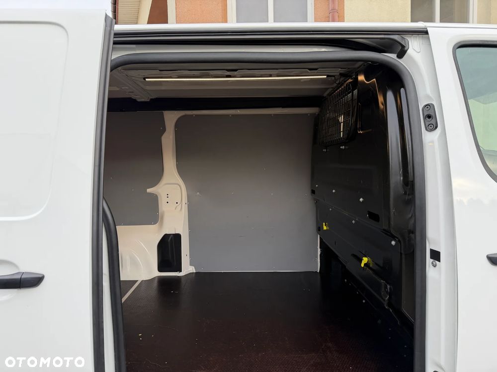 Toyota Proace 2,0 L2H1 - 14