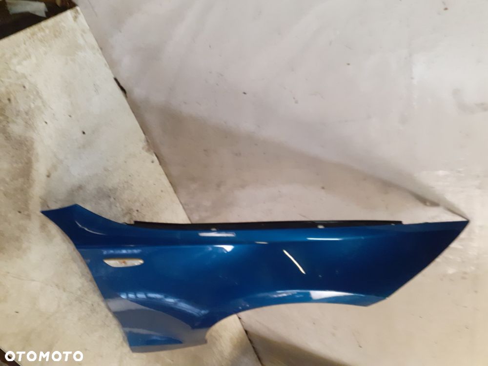 * BŁOTNIK PRZEDNI PRZOD  PRAWY BMW 1 E81 E82 E87 E88 Lemans Blue Met DO MALOWANIA INNE KOLORY !!!! - 3