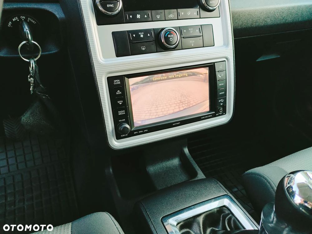 Dodge Journey 2.4 SXT - 14