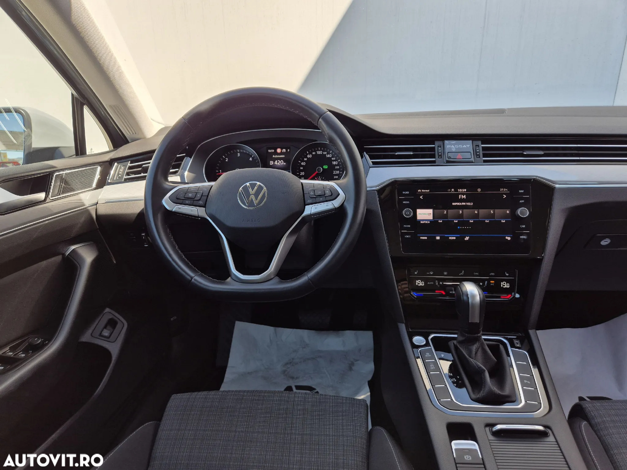 Volkswagen Passat Variant 2.0 TDI DSG Comfortline - 14