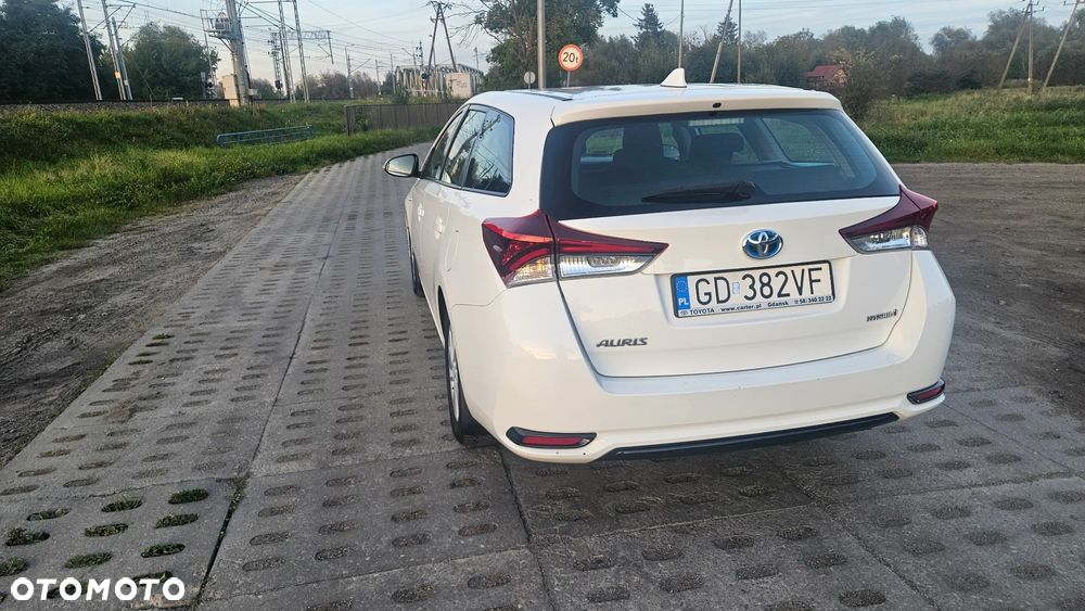 Toyota Auris Hybrid 135 Active - 25