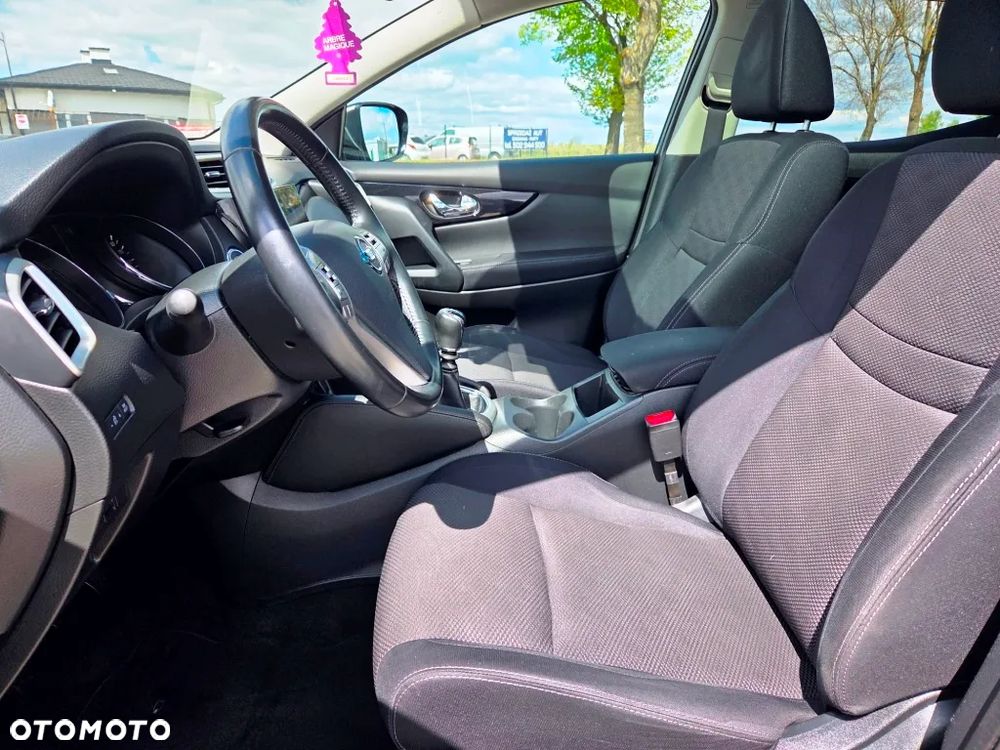 Nissan Qashqai 1.5 dCi N-Connecta - 27