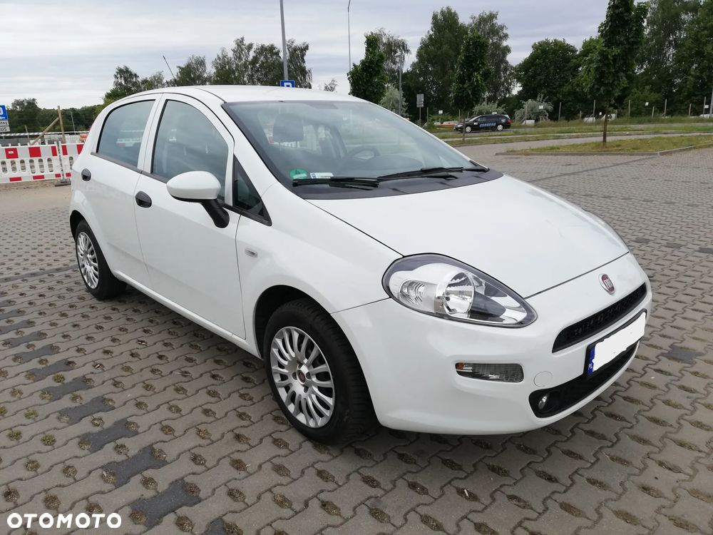 Fiat Punto 1.2 Young - 4