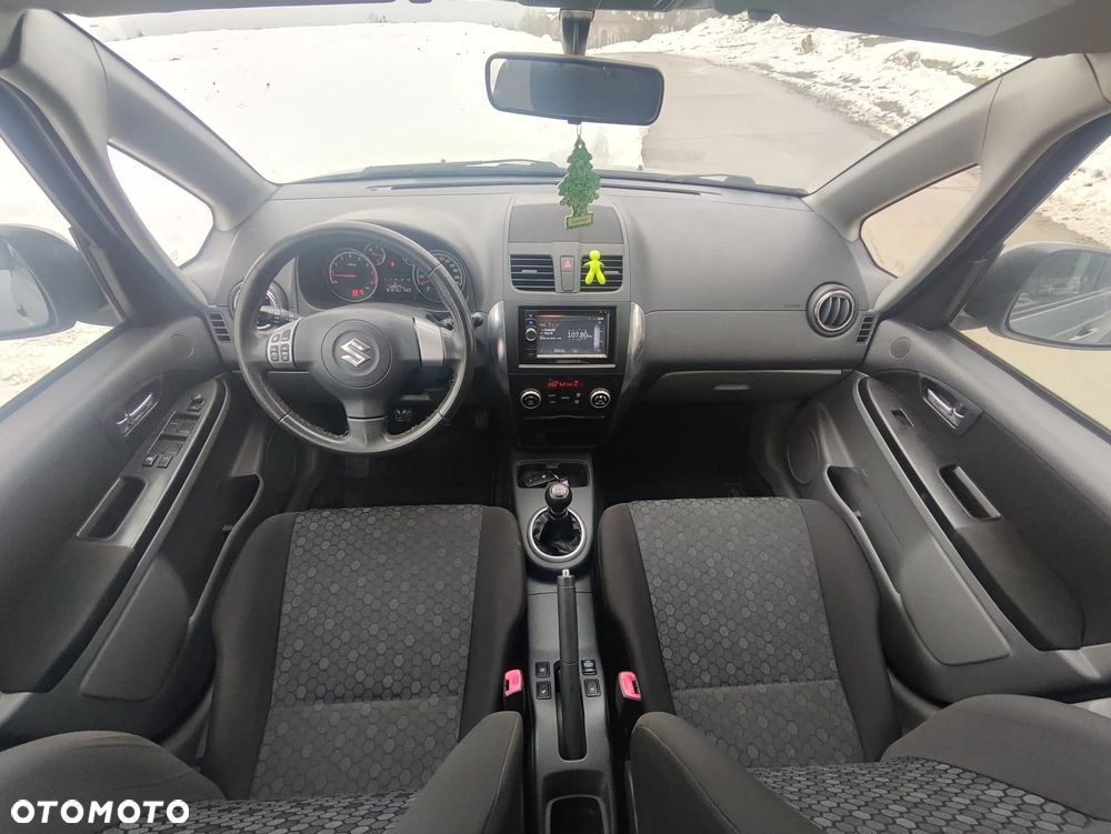 Suzuki SX4 1.6 Premium 4WD - 13