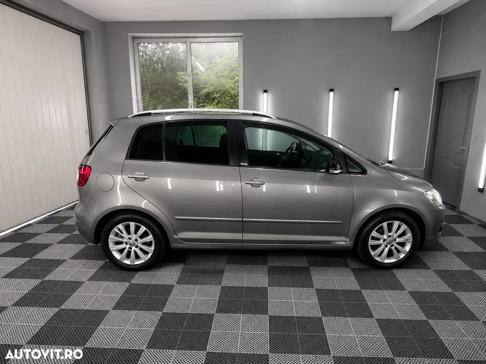 Volkswagen Golf Plus 1.6 TDI DPF Style - 12