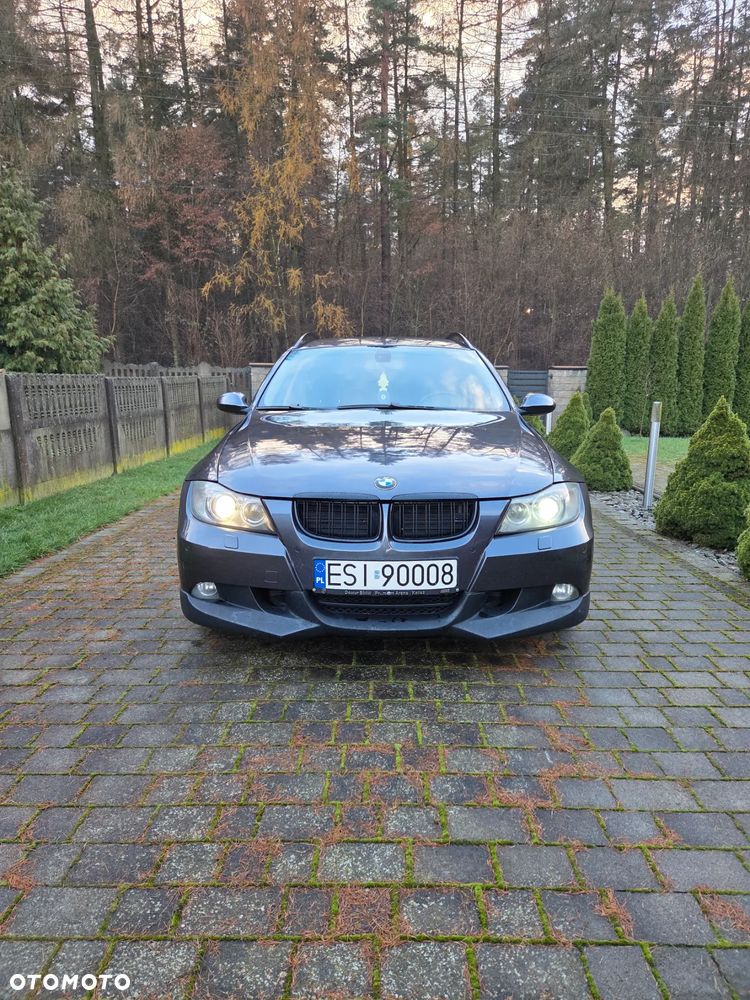 BMW Seria 3 320d DPF - 1