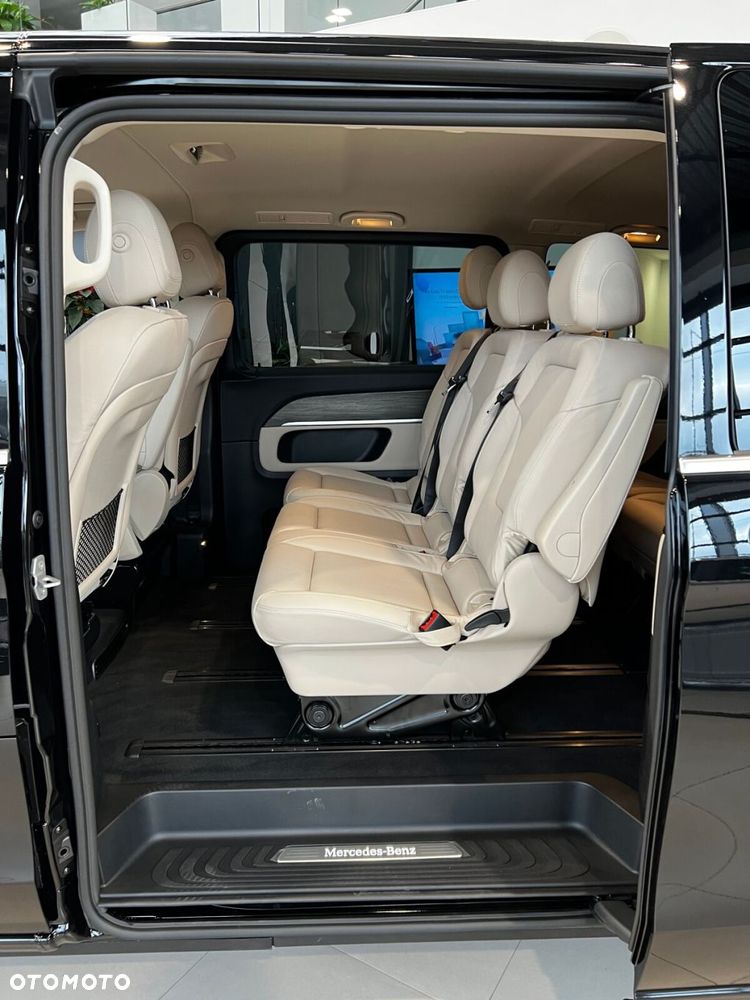 Mercedes-Benz Klasa V - 20