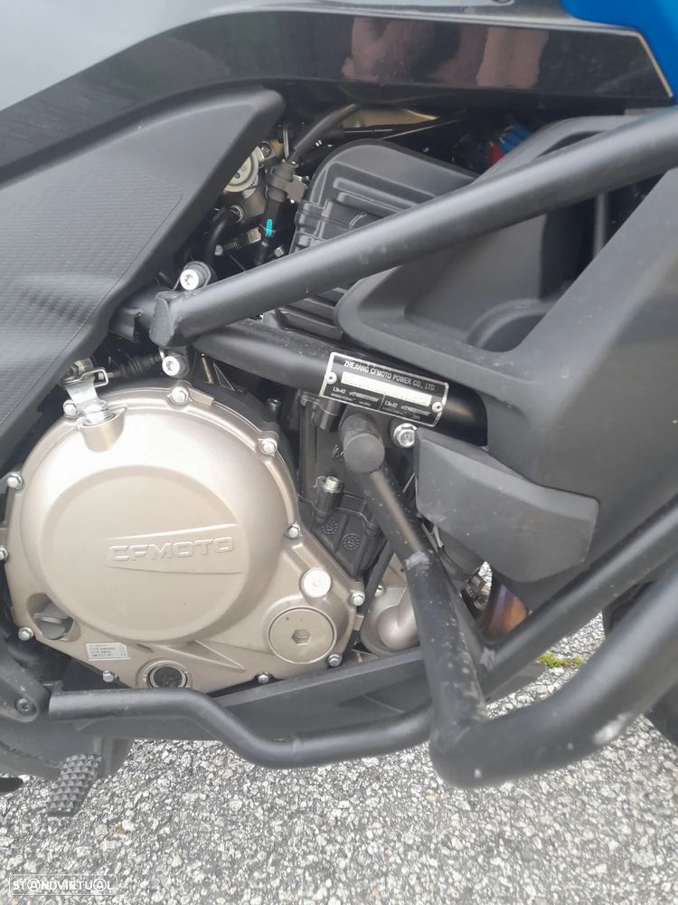 CF Moto 650MT - 8