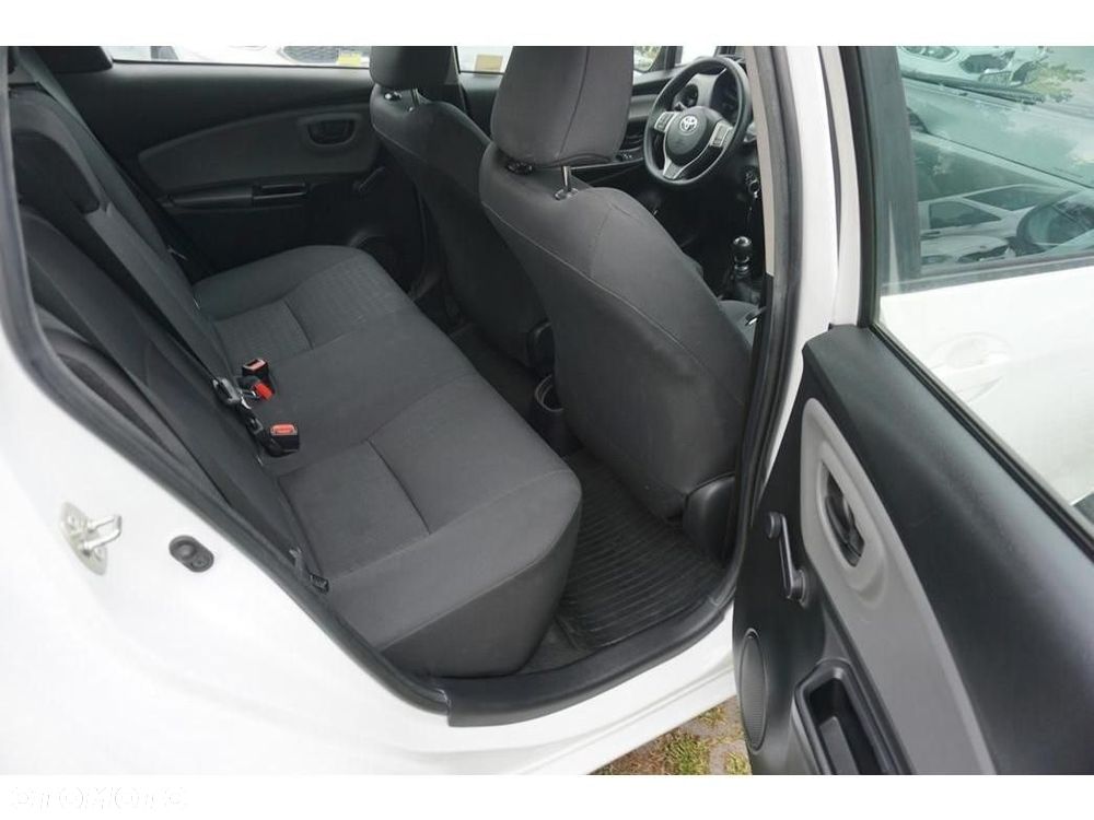 Toyota Yaris - 29