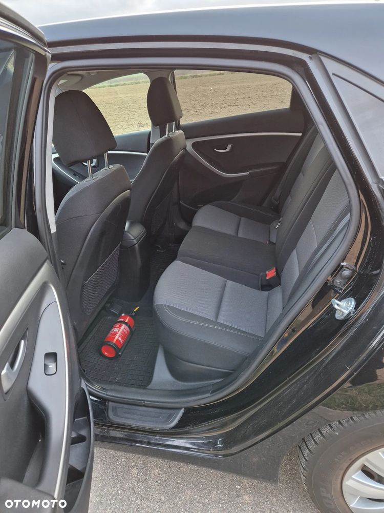 Hyundai i30 1.6 CRDi BlueDrive Go - 13