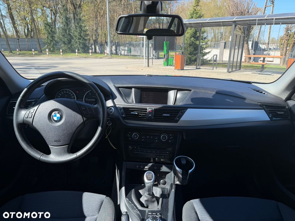 BMW X1 sDrive18d - 13