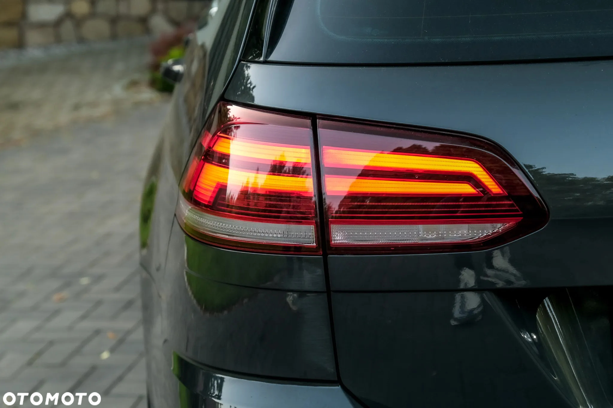 Volkswagen Golf VIII 2.0 TDI R-Line DSG - 11
