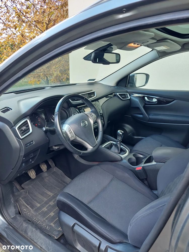 Nissan Qashqai 1.6 DIG-T N-Connecta - 9