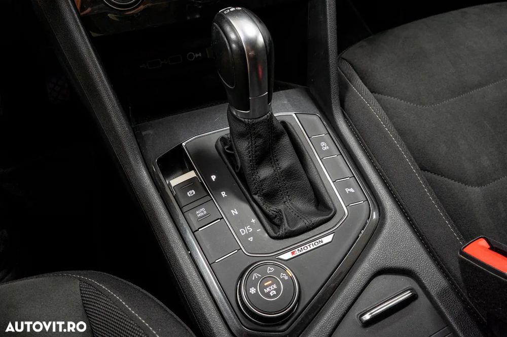 Volkswagen Tiguan 2.0 TDI 4Mot DSG Highline - 32