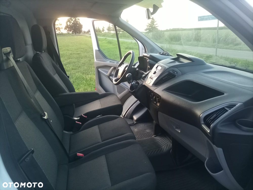 Ford Transit Custom - 11