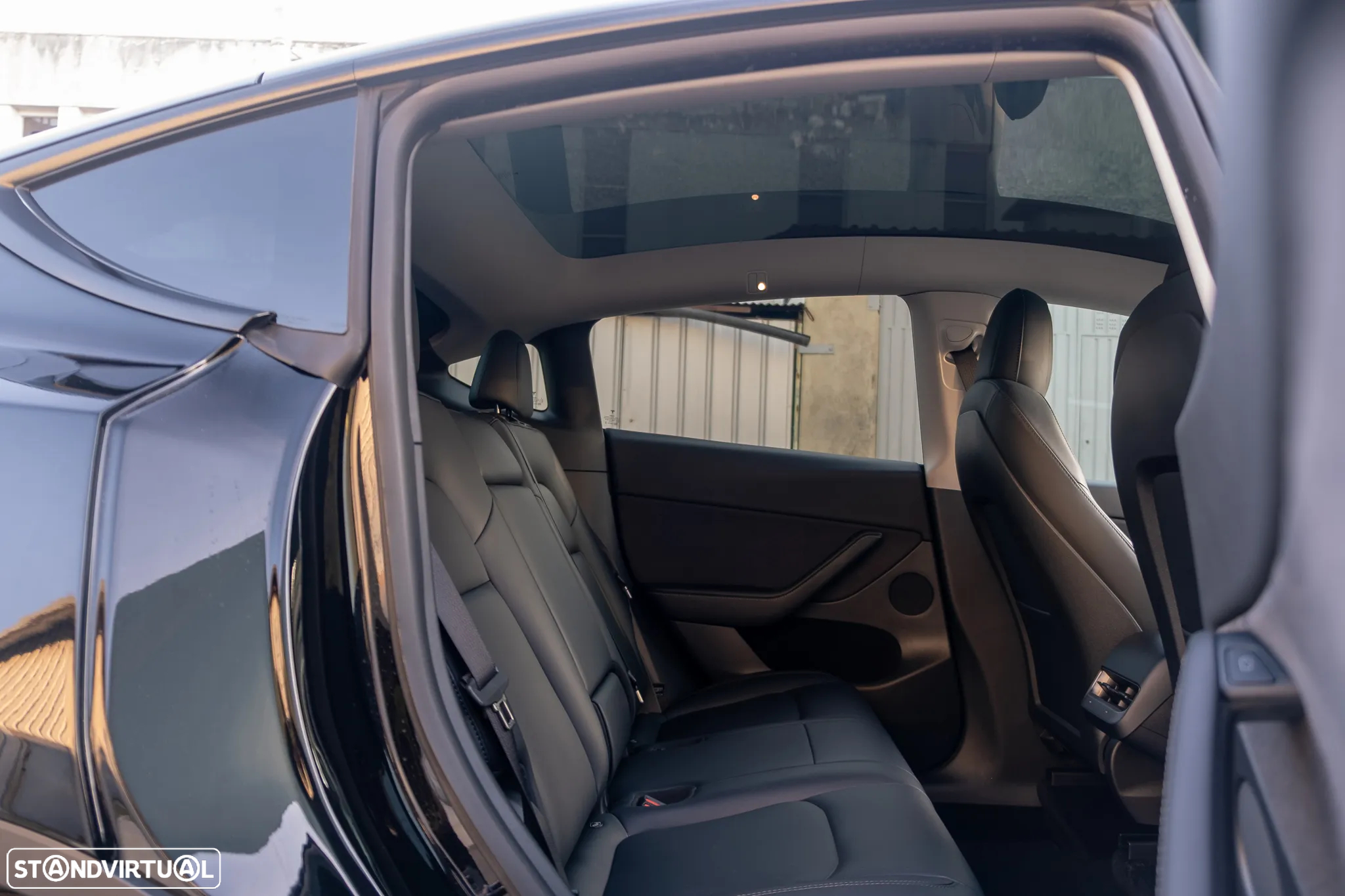 Tesla Model Y Long Range Tração Integral - 37