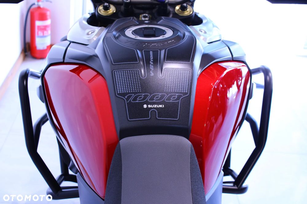 Suzuki DL - 11