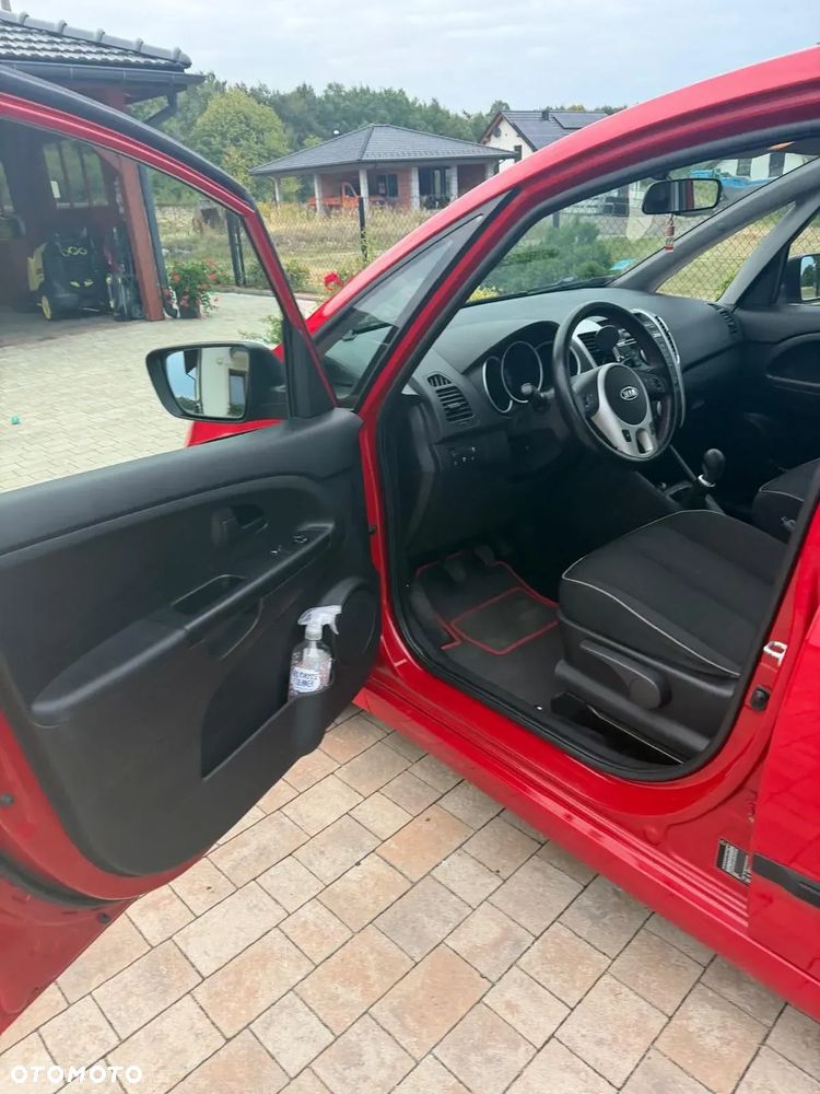 Kia Venga 1.6 M - 8