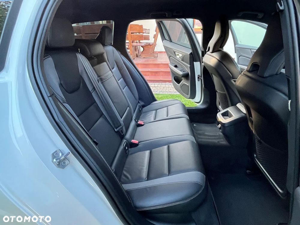 Volvo V60 B3 B Geartronic RDesign - 27