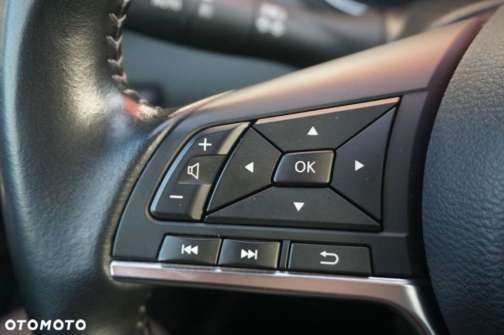 Nissan Qashqai 1.3 DIG-T TEKNA+ - 21