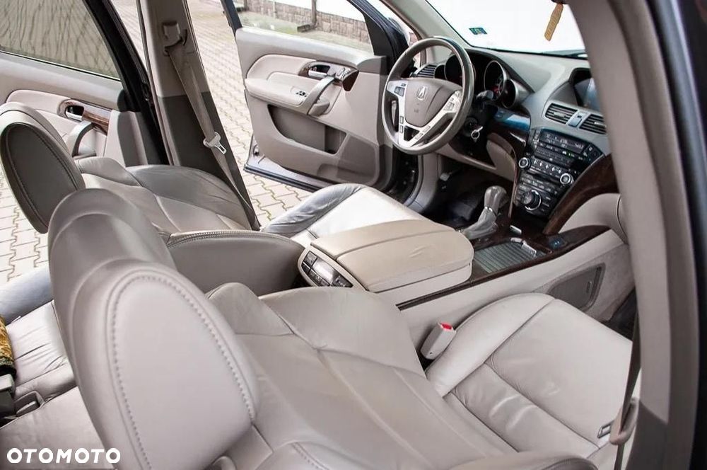 Acura MDX - 11