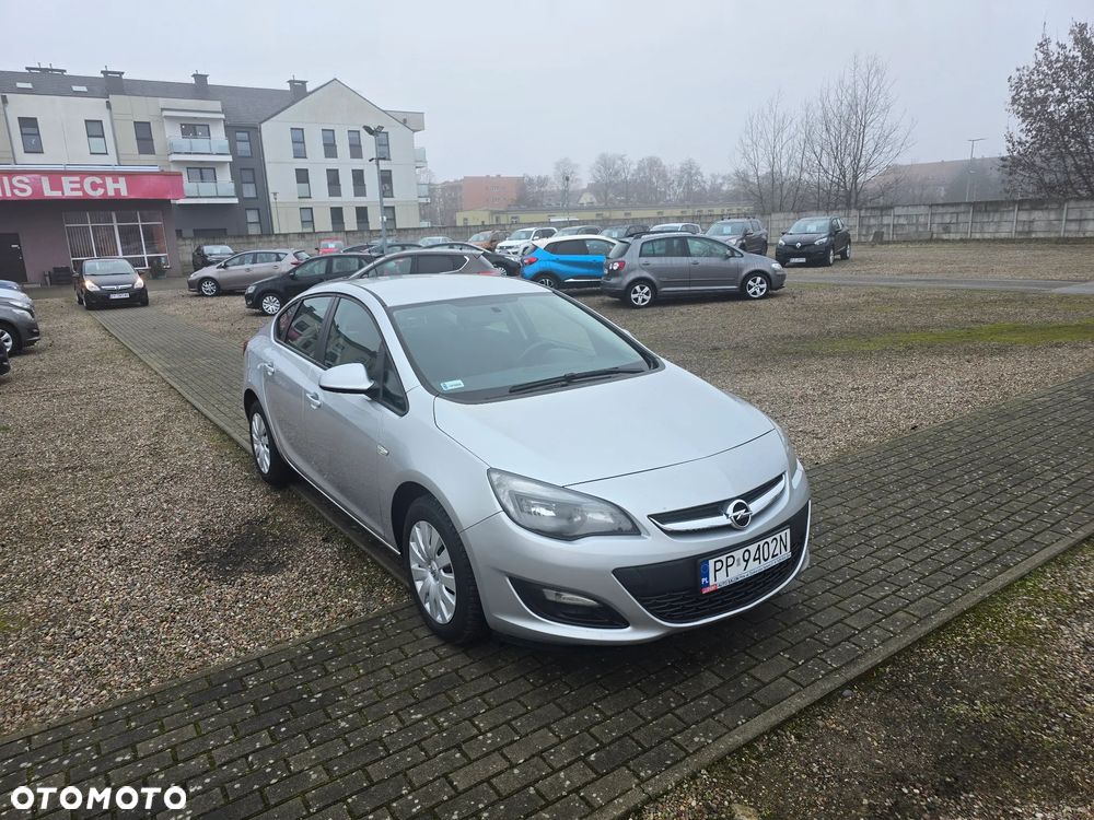 Opel Astra 1.4 T Active EU6 - 4