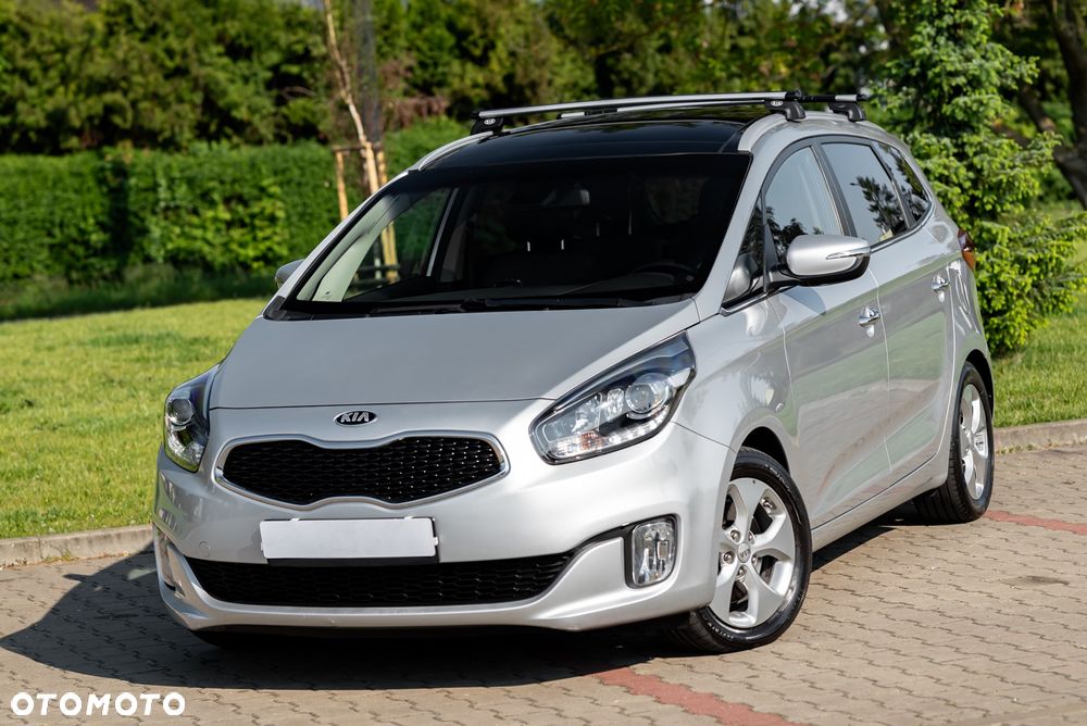 Kia Carens 1.7 CRDi 141 ISG Vision - 1