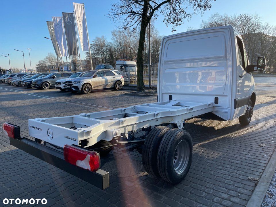 Mercedes-Benz Sprinter - 3