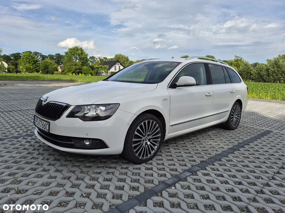 Skoda Superb 2.0 TDI 4x4 L&K DSG - 1