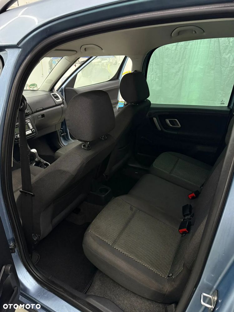 Skoda Roomster 1.4 16V Scout PLUS EDITION - 29