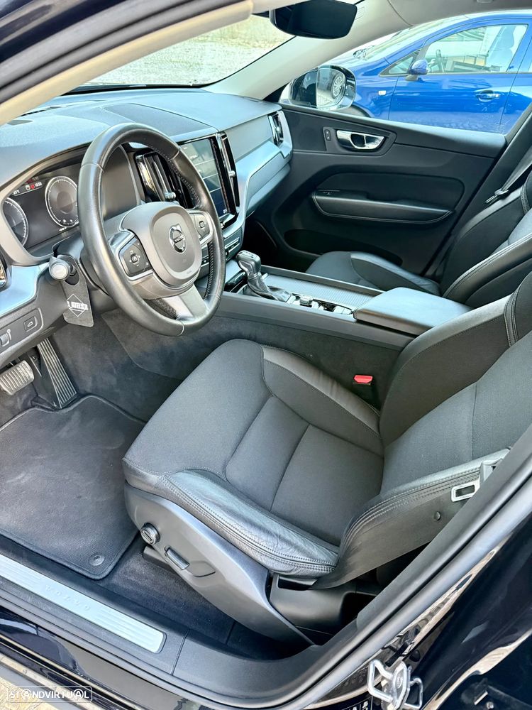 Volvo XC 60 2.0 D4 Inscription AWD Geartronic - 8