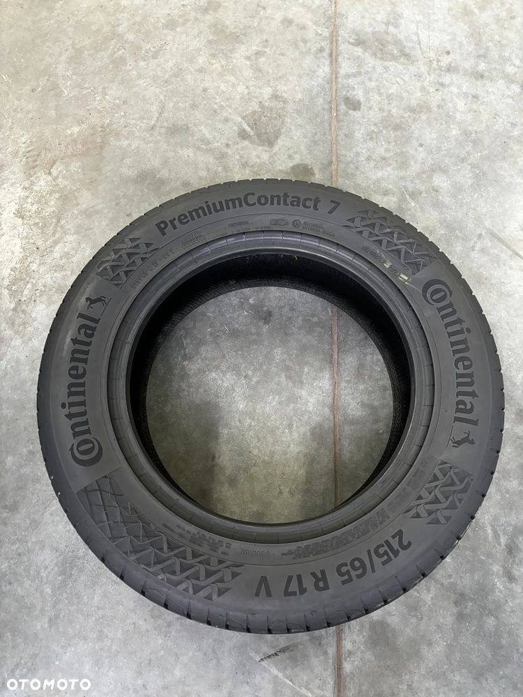 Opony letnie Continental PremiumContact 7 - 215/65R17 - 3