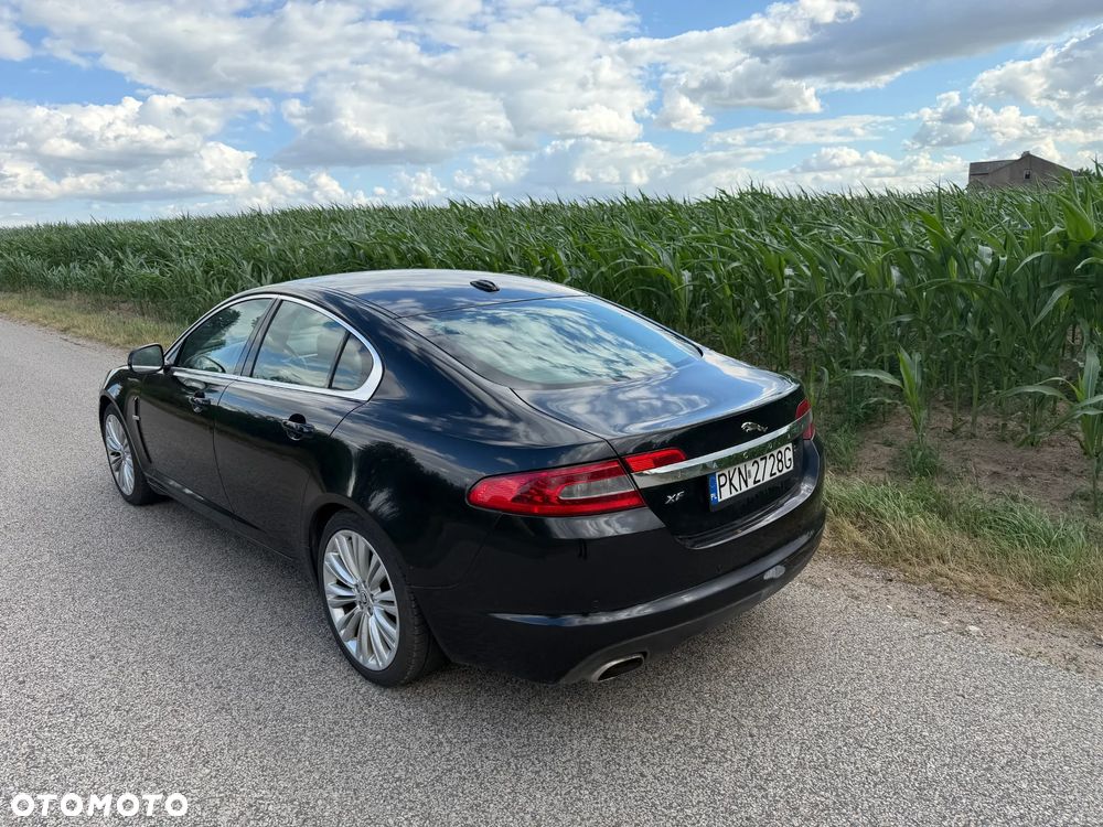 Jaguar XF 3.0 V6 S Luxury - 4