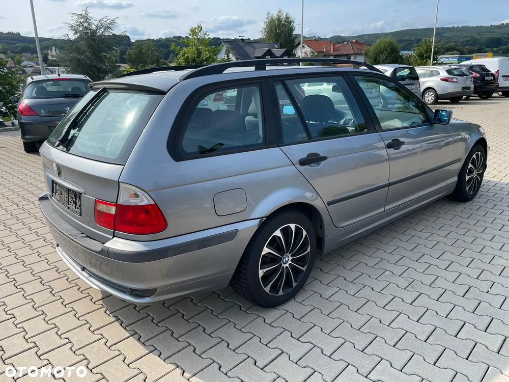 BMW Seria 3 320d Touring Edition Lifestyle - 4