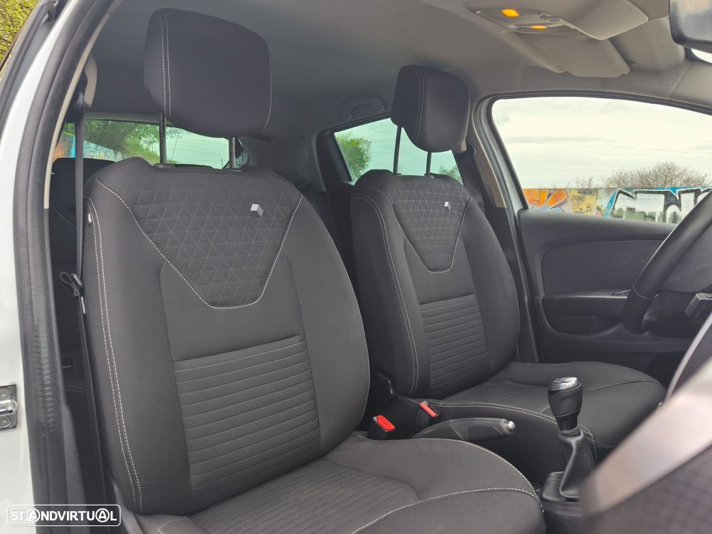 Renault Clio 0.9 TCe Limited Edition - 17