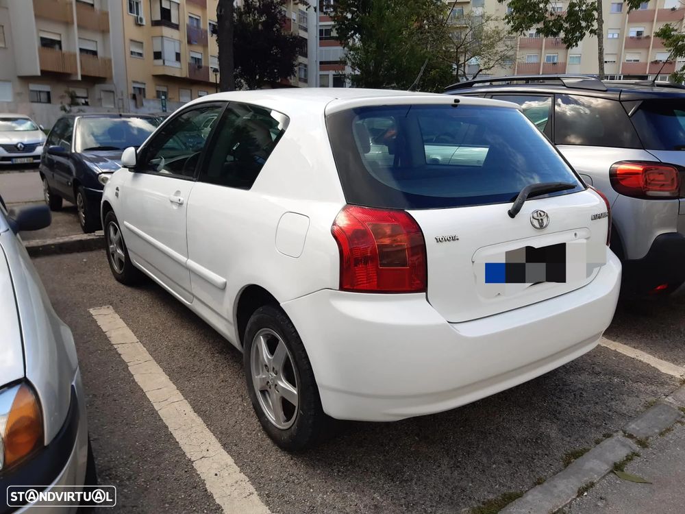 Toyota Corolla 2.0 D-4D Sol - 2