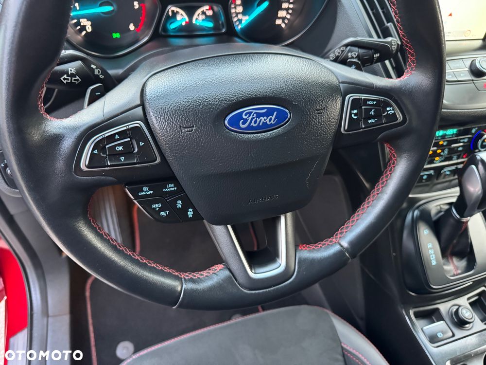 Ford Kuga 2.0 TDCi 4x4 ST-Line - 26