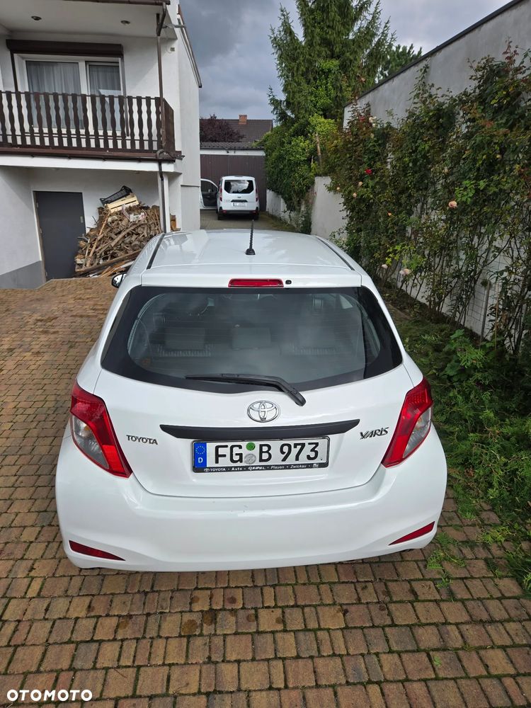Toyota Yaris 1.0 VVT-i Cool - 9