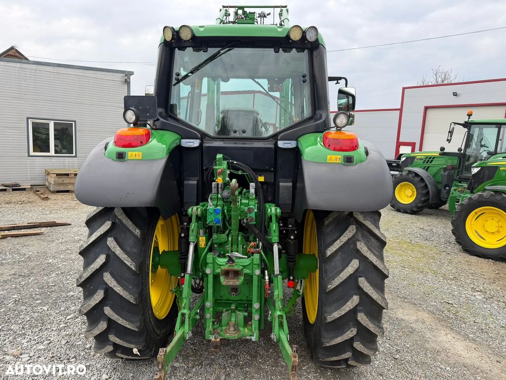 John Deere 6110 M - 8
