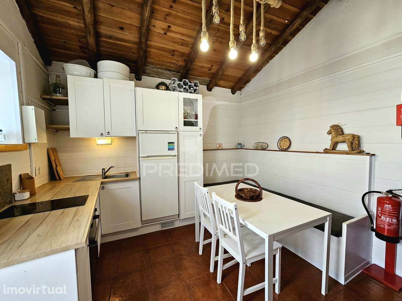 Moradia T1 térrea, totalmente equipada e mobilada, pronta a habitar... - Grande imagem: 3/25
