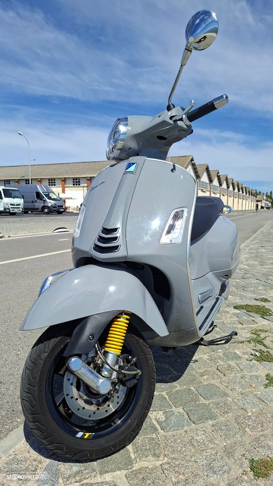 Vespa GTS Super SuperTech - 4