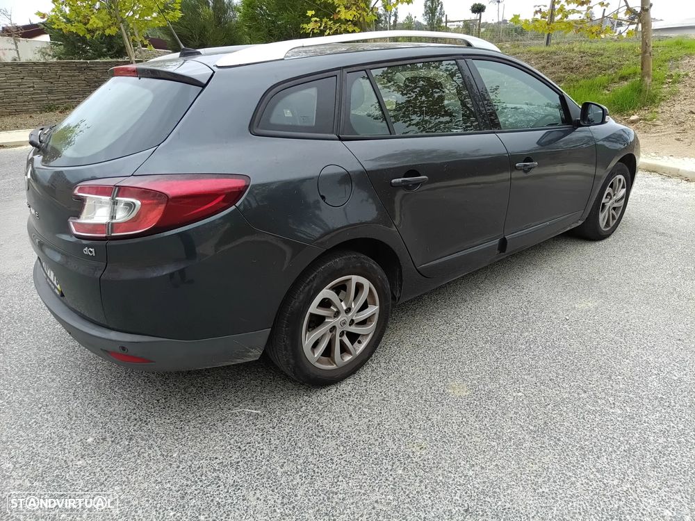 Renault Mégane Sport Tourer 1.5 dCi Dynamique S - 4