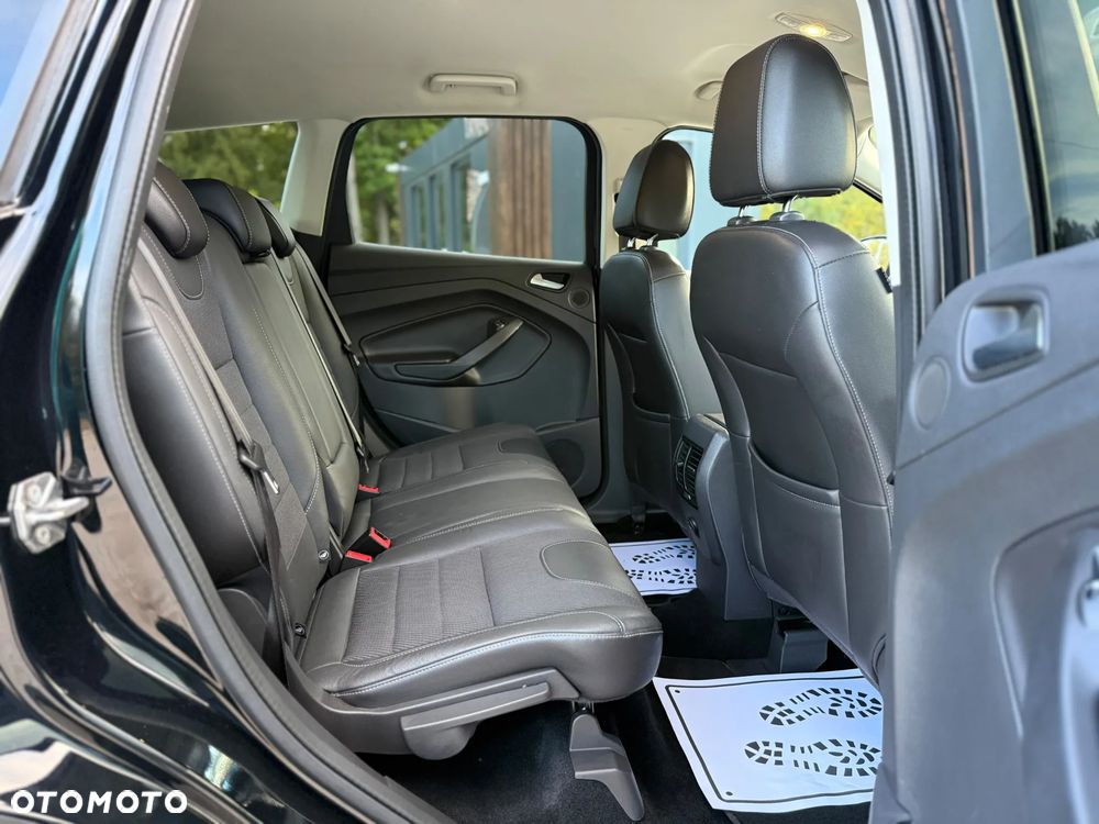 Ford Kuga 2.0 TDCi 4x4 Titanium - 26