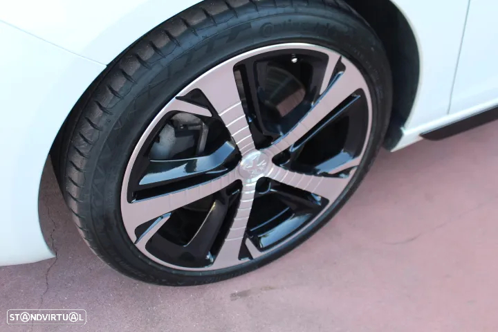 Peugeot 308 1.6 e-THP GT - 10