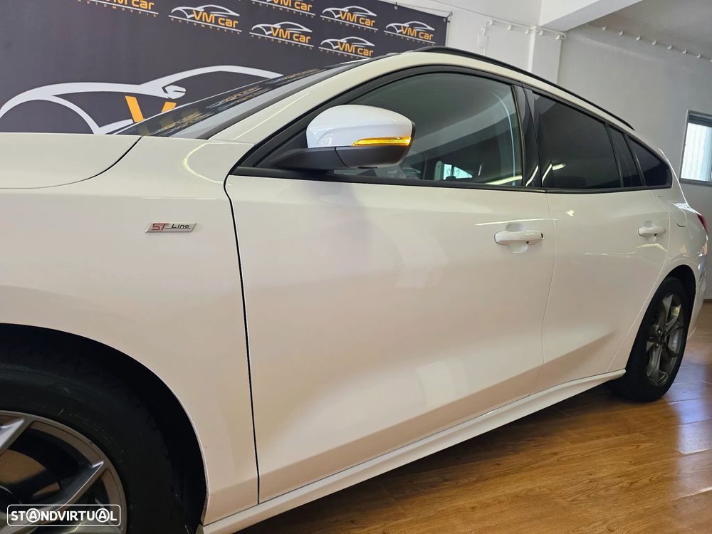 Ford Focus SW 1.0 EcoBoost ST-Line - 19