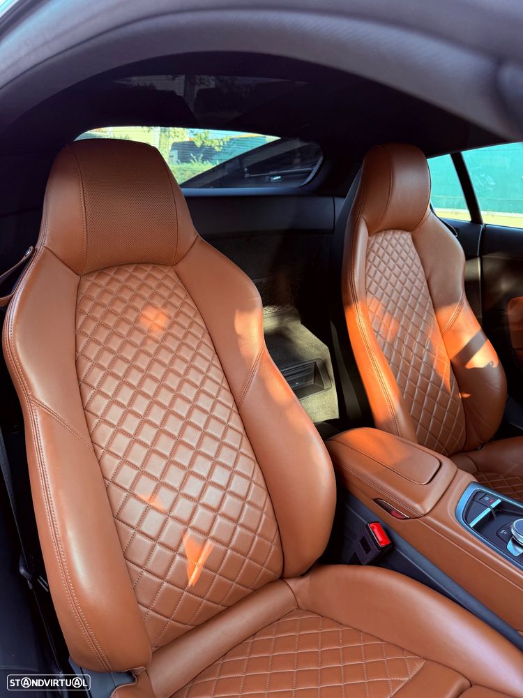 Audi R8 Coupé V10 5.2 FSI quattro S tronic - 30